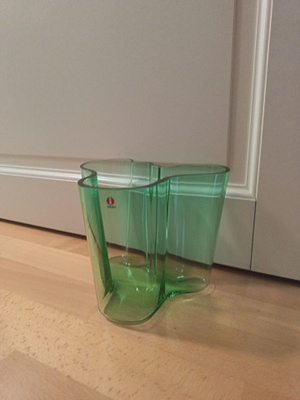 Iittala Alvar Aalto maljakko 160mm, vihreä, signeerattu
