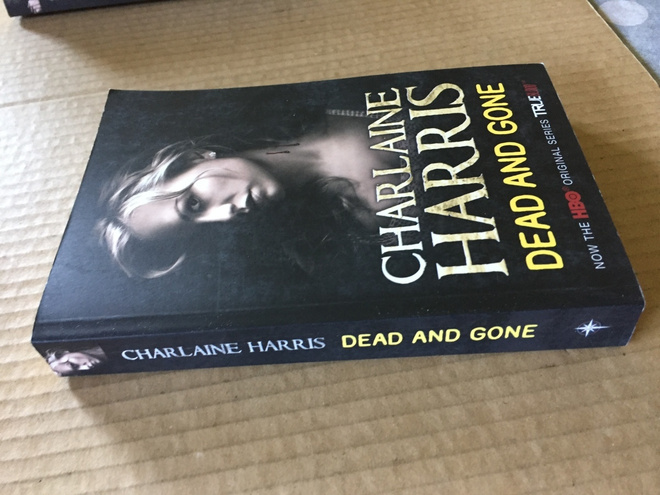 CHARLAINE HARRIS DEAD AND GONE HYVÄ