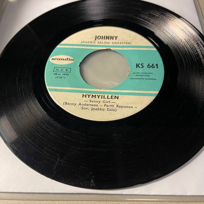 JOHNNY: Hymyillen * Iltapäivää * FIN 1966