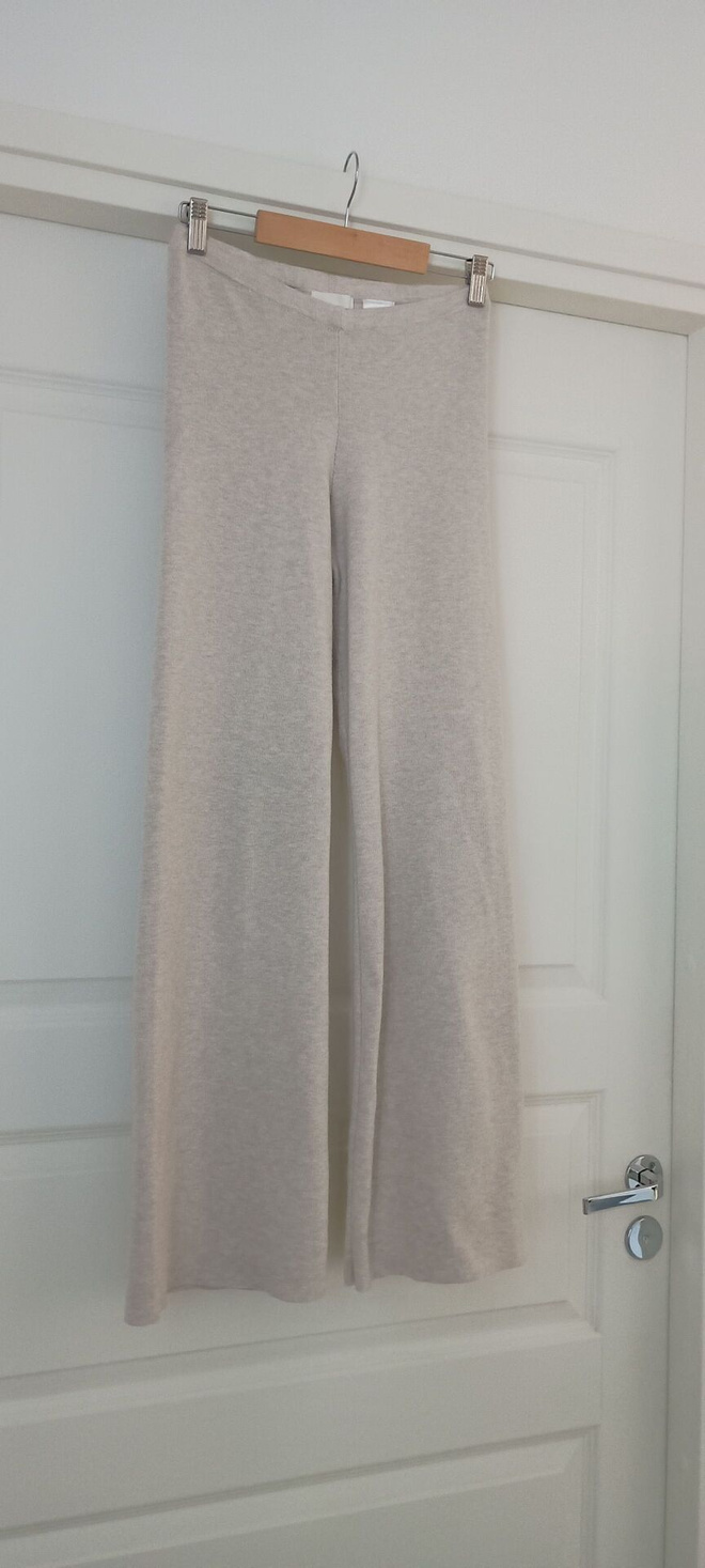 Neuloshousut vaalea beige S koko