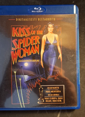 KISS OF THE SPIDER WOMAN