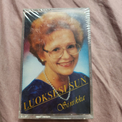 Sinikka - Luoksesi Sun KASETTI (M)