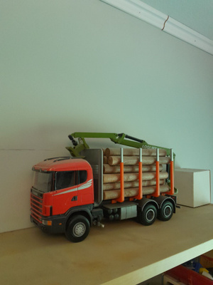 Emek Scania R164 tukkiauto