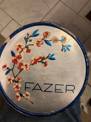 Fazer vanha konvehtirasia n:o 2403