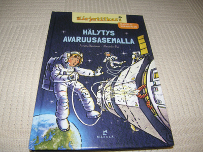 Neubauer - Bux Hälytys avaruusasemalla