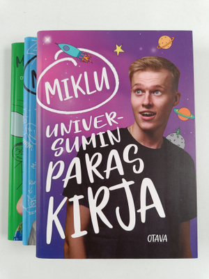 Mike Bäck : Paras kirja ikinä ; Universumin paras kirja ;...
