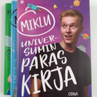 Mike Bäck : Paras kirja ikinä ; Universumin paras kirja ;... - pikkukuva 1