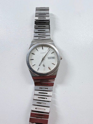 CITIZEN MIESTEN KELLO