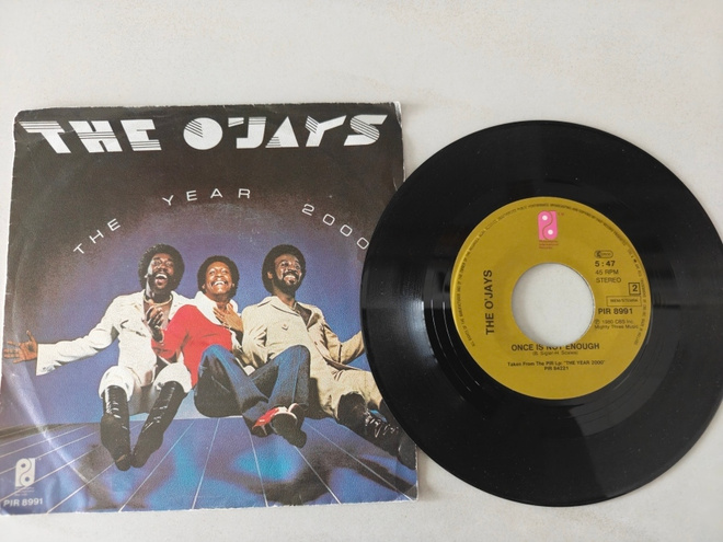 7"single The O'jays/The year 2000
