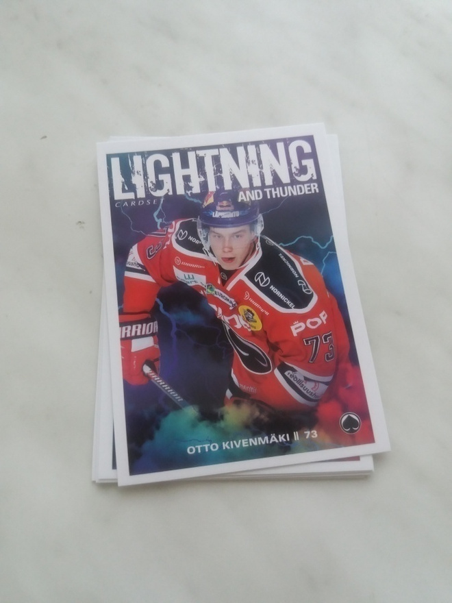 2019-20 Cardset Lightning And Thunder kortteja alk. 1.0e/kpl
