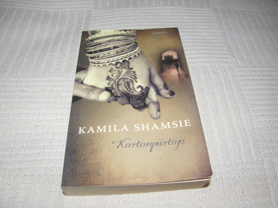 Kamila Shamsie Kartanpiirtäjä -pok