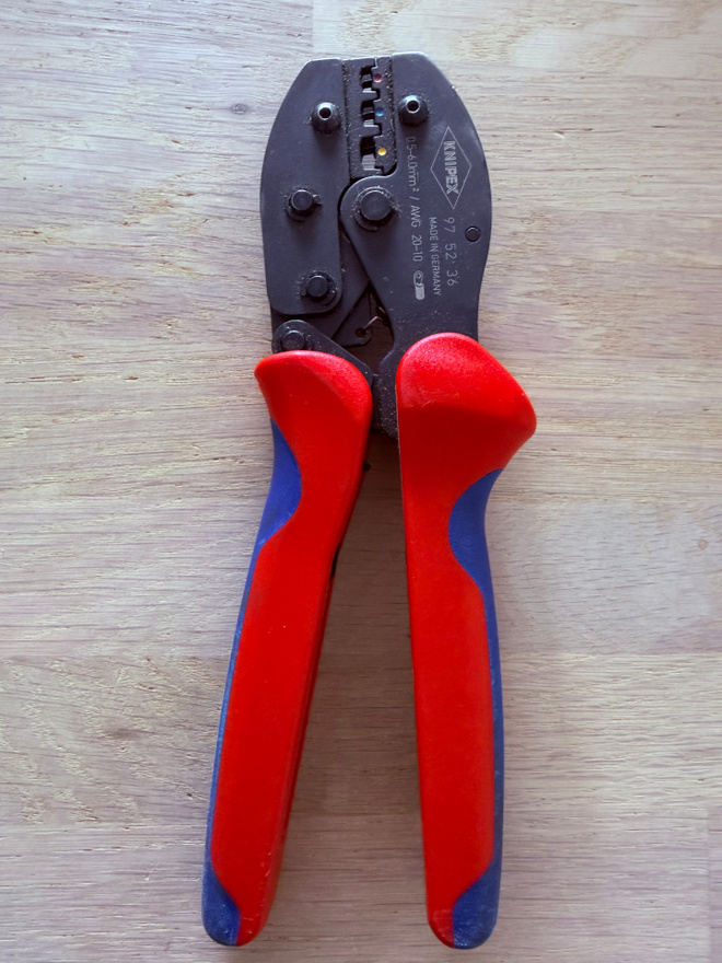 Knipex 97 52 36 puristuspihdit
