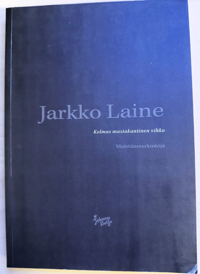 Jarkko Laine: Kolmas mustakantinen vihko