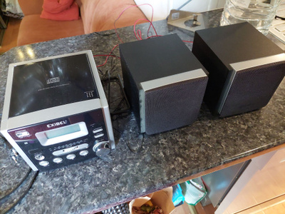 Exibel cd-soitin ja radio