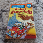 Aku Ankan taskukirja 123 Ankat oikopolulla.  # - pikkukuva 1