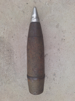 10,5cm l.FH18 kranaatti
