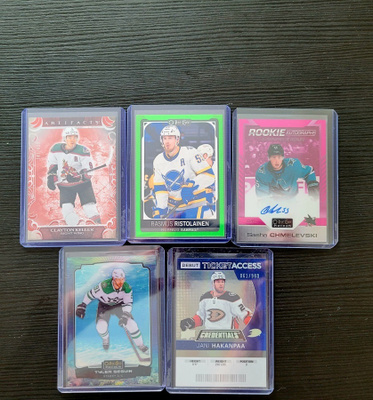 NHL:n numeroidut kortit (2-8€)