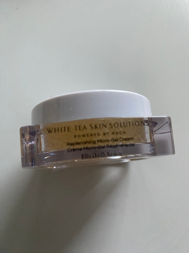ARDEN SKIN SOLUTIONS WHITE TEA KOSTEUSVOIDE KASVOILLE 15 ml
