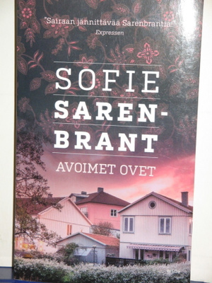 Sofie Sarenbrant : AVOIMET OVET