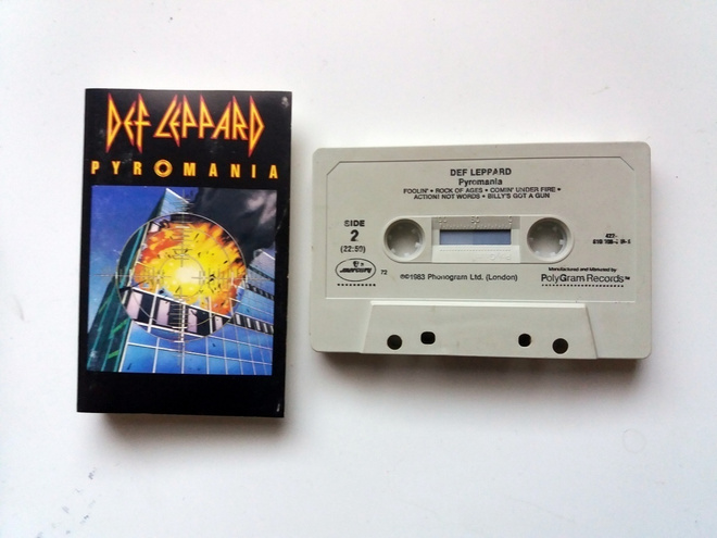 DEF LEPPARD Pyromania C-KASETTI