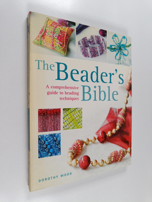 Dorothy Wood : The beader's bible