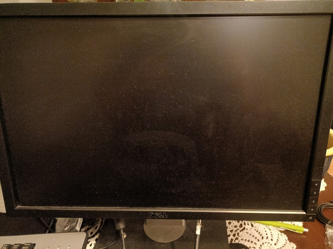 DELL NÄYTTÖ, NÄPPÄIMISTÖ SEKÄ HIIRI HP.