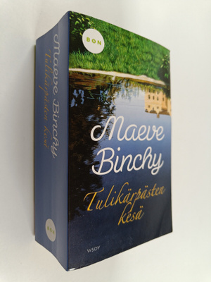 Maeve Binchy : Tulikärpästen kesä