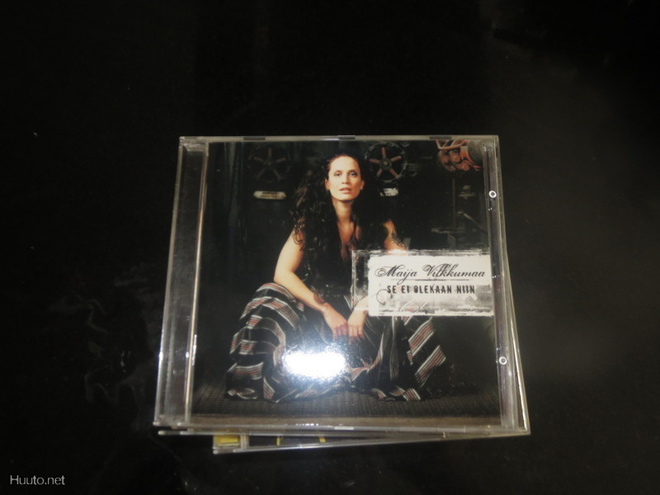Maija Vilkkumaa - Se ei olekaan niin