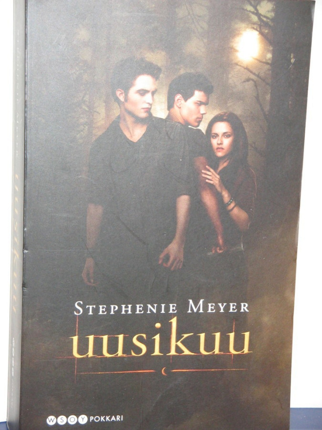 Stephenie Meyer : uusikuu