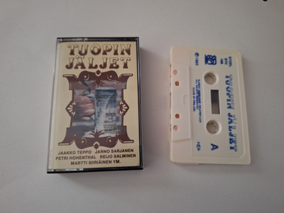 C-kasetti TUOPIN JÄLJET