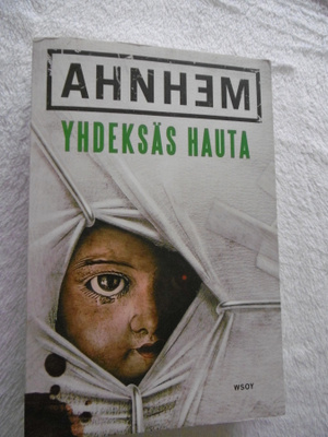 Yhdeksäs hauta / Ahnhem Stefan