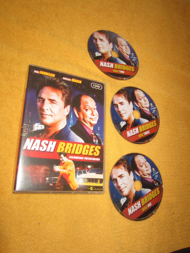 NASH BRIDGES - 1. tuotantokausi ( Don Johnson )