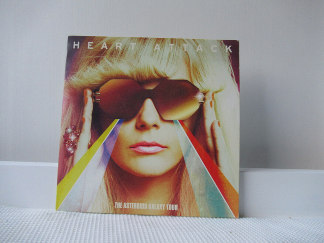 THE ASTEROIDS GALAXY TOUR - HEART ATTACK CDS