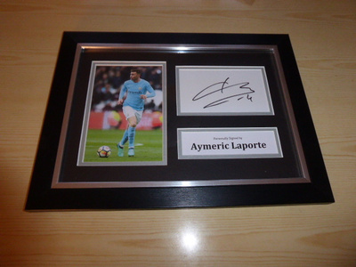 Aito Aymeric Laporte nimikirjoitus COA Manchester City