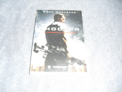SHOOTER (Mark Wahlberg, Kate Mara)***
