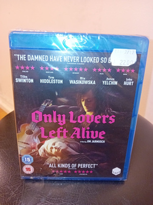 BLU-RAY Only Lovers Left Alive ( UUSI ) SIS POSTIKULU