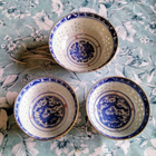 3 ITÄMAISET RIISIKULHOT - pikkukuva 2
