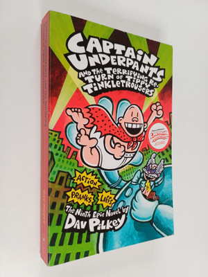 Dav Pilkey : Captain Underpants and the terrifying return...