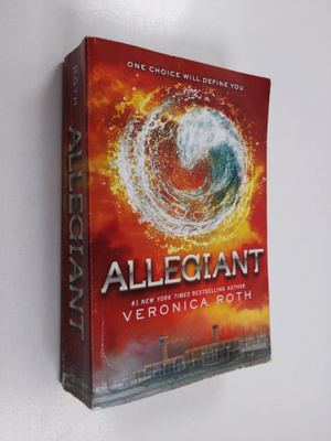 Veronica Roth : Allegiant