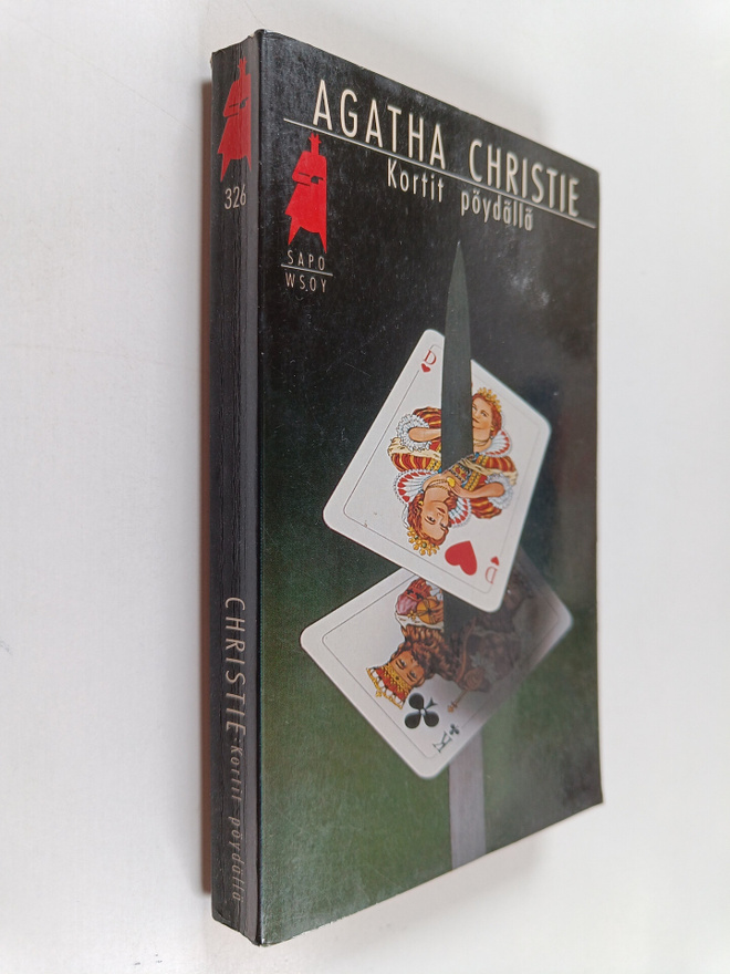 Agatha Christie : Kortit pöydällä