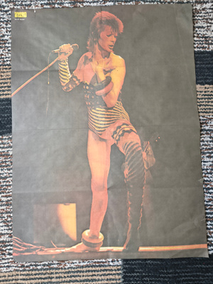 David Bowie intro lehden juliste -73