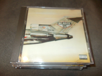 CD BEASTIE BOYS ** LICENSED TO ILL**