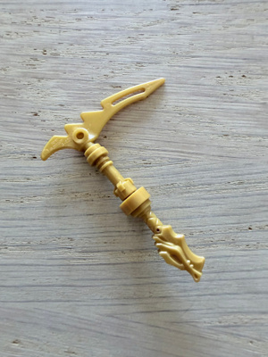 LEGO Ninjago taisteluväline kultainen