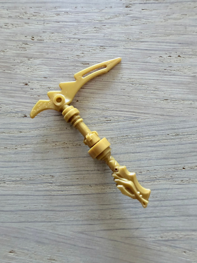 LEGO Ninjago taisteluväline kultainen