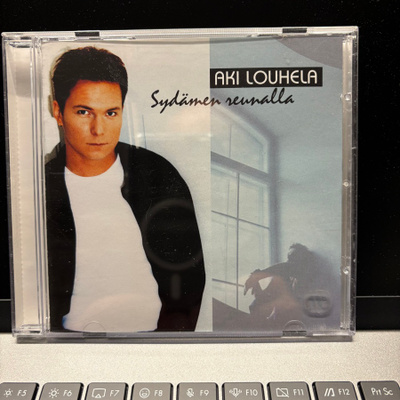 AKI LOUHELA - Sydämen reunalla cd