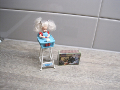 KELLY NUKKE, 1998 MATTEL BARBIE