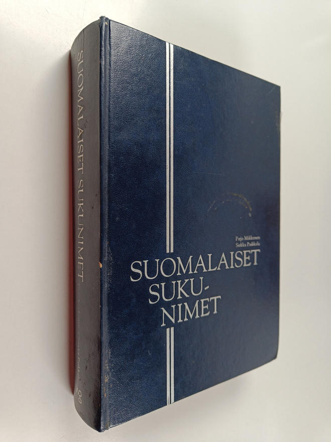 Pirjo Mikkonen ym. : Suomalaiset sukunimet