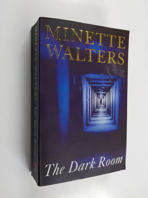 Minette Walters : The dark room