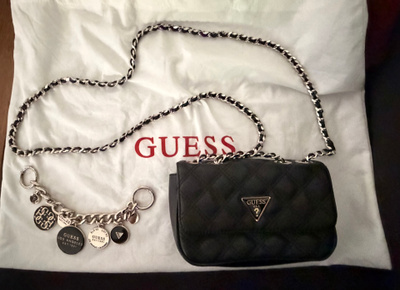 Guess pieni laukku