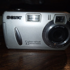 SONY DSC-P32 CYBER-shot 3.2 mega pixels kamera - pikkukuva 2
